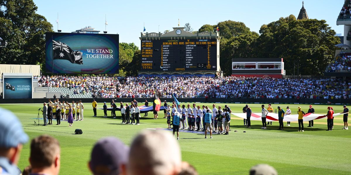England and Australia honour Bondi Beach attack victims with solemn Ashes tribute