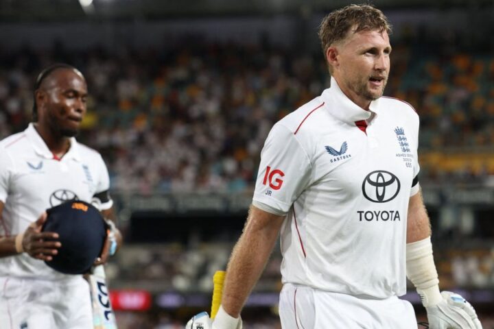 England confirms no plans to declare as they progress in second Ashes Test against Australia