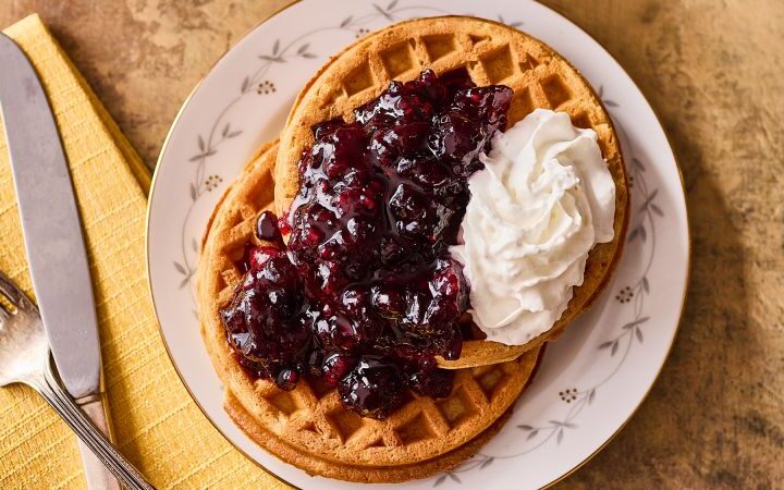 It's time to start making homemade jam for the holidays