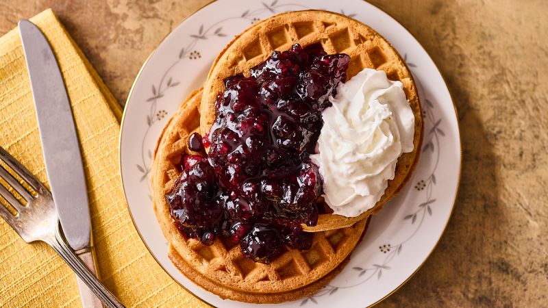 It's time to start making homemade jam for the holidays