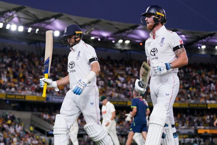 Joe Root shines as England ends first day with solid 325 for 9 in Ashes Test