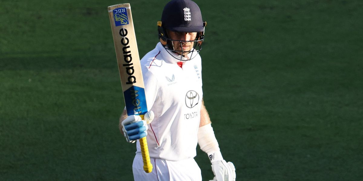 Joe Root surpasses Alastair Cook and Ian Bell in second Ashes Test against Australia