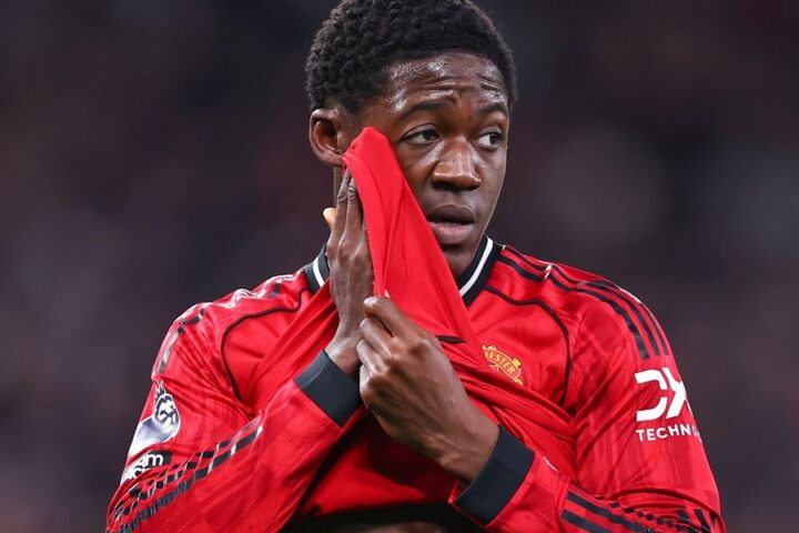 Jordan Mainoo-Hames wears "Free Kobbie Mainoo" shirt amid brother's struggles at Manchester United