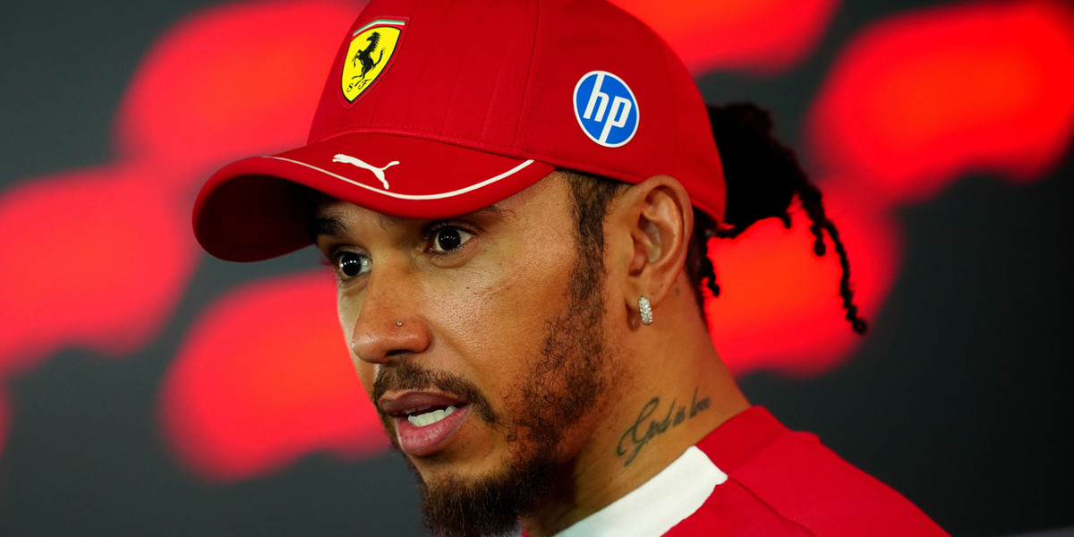 Lewis Hamilton apologises to Ferrari team after crashing in Abu Dhabi practice session