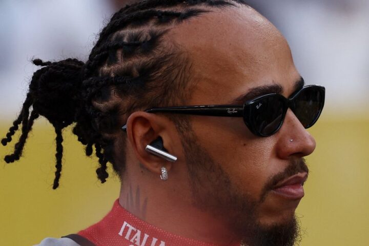 Lewis Hamilton congratulates Lando Norris on winning the 2025 Formula 1 World Championship