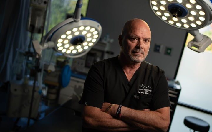 Pam Bondi drops charges against surgeon accused of falsifying vaccine cards, encouraging similar cases