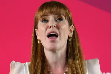 Starmer faces backlash over refusal to commit to cuts in welfare spending