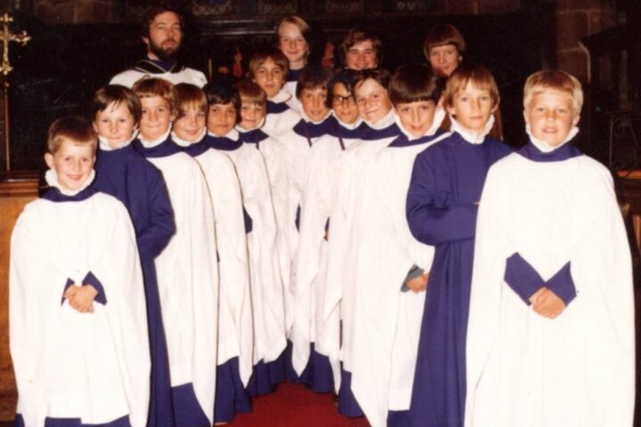 The transition of choir boys: how changing voices reshape their musical journey