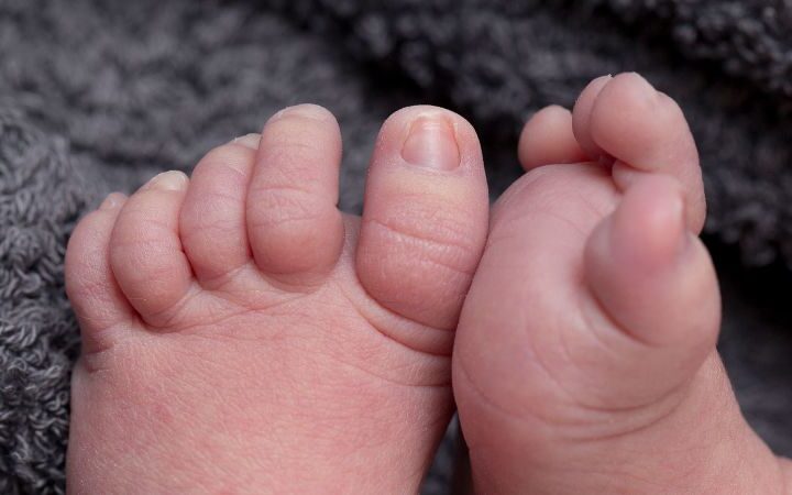 US stillbirth rate decreases by 2% in 2024, driven by improvements in several states