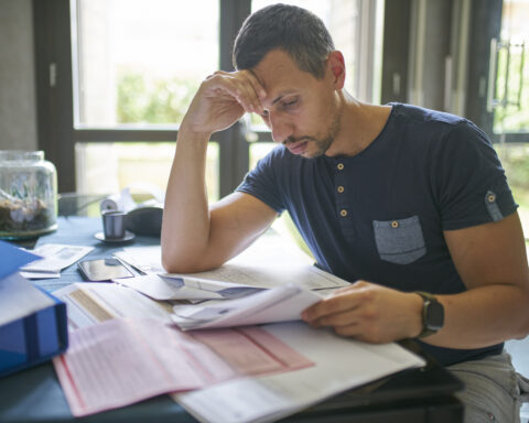 Young people refusing work will face cuts to Universal Credit, warns welfare secretary