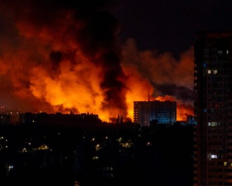 Russia launches large-scale air assault as diplomacy continues