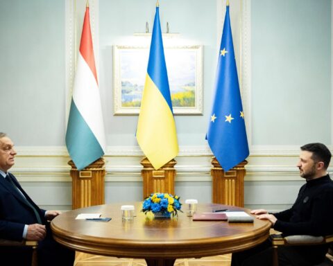 Orbán says Hungary will block Ukraine’s EU accession for the next century