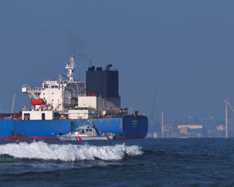 Spain escorts suspected Russian “shadow fleet” tanker instead of detaining it