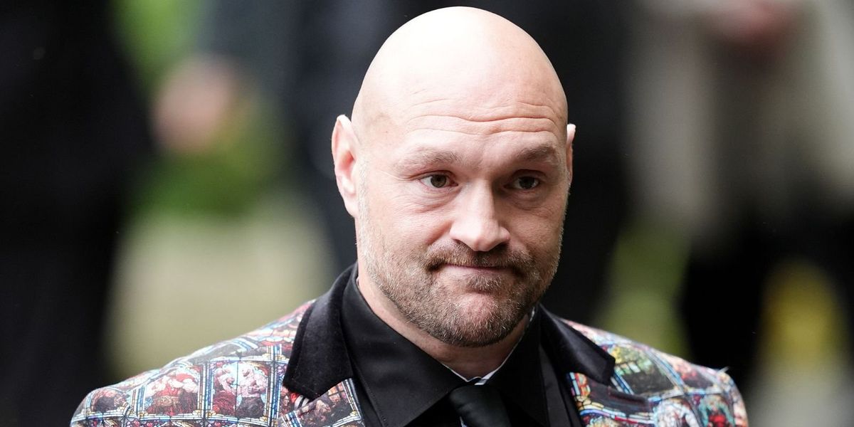 Agron Smakici demands apology from Tyson Fury following controversial sparring incident