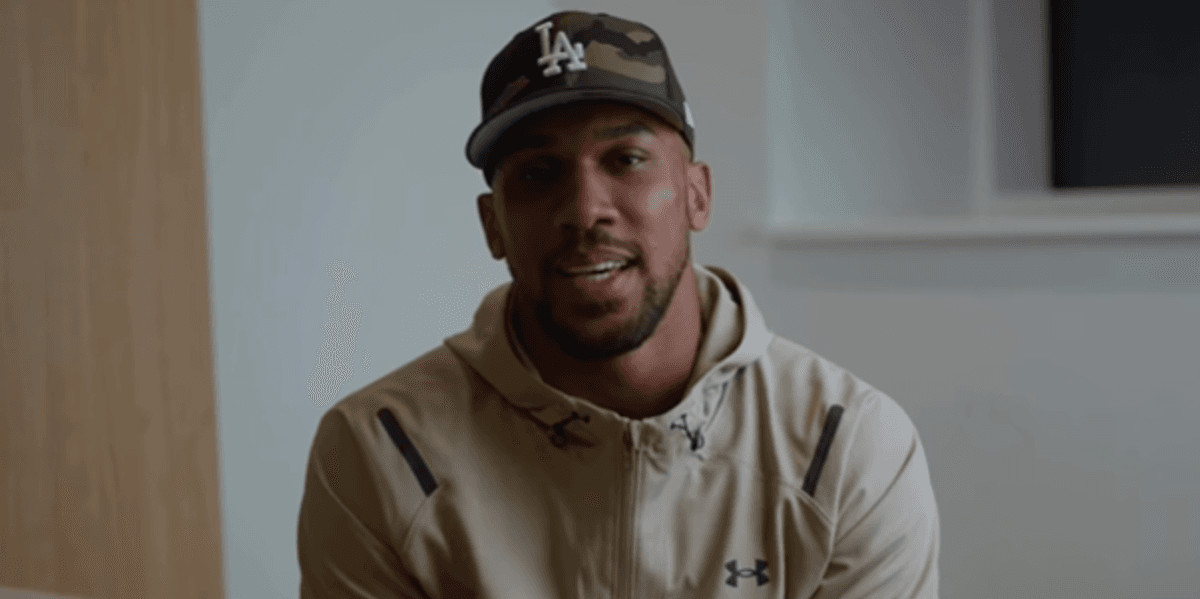 Anthony Joshua pays tribute to friends lost in tragic Nigeria car crash