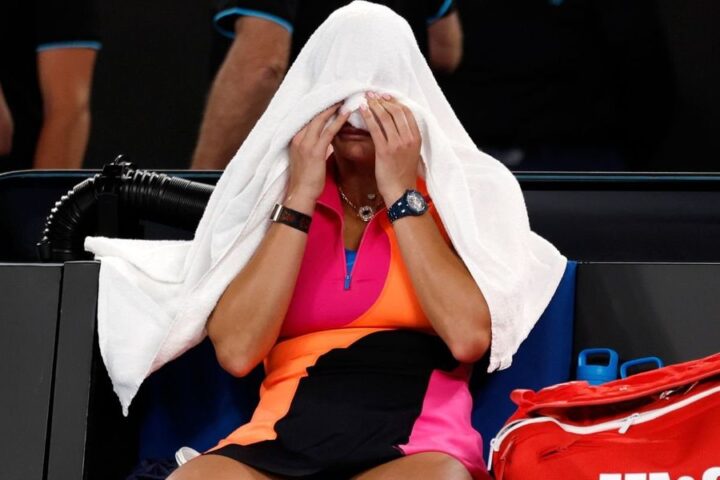 Aryna Sabalenka expresses emotional turmoil after losing Australian Open final to Elena Rybakina