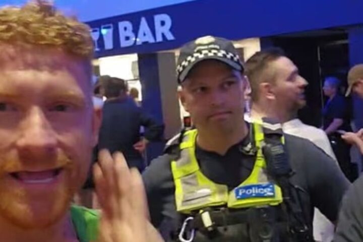 Fan supporting Emma Raducanu ejected from Australian Open for disruptive behaviour