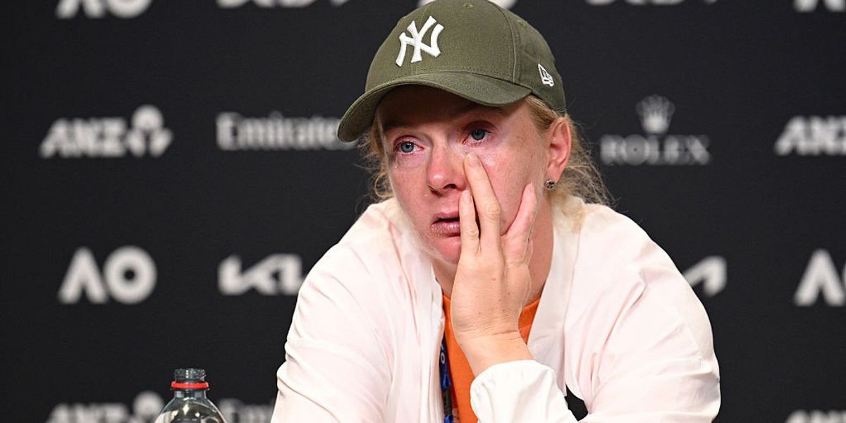 Francesca Jones withdraws from Australian Open after injury leads to emotional retirement