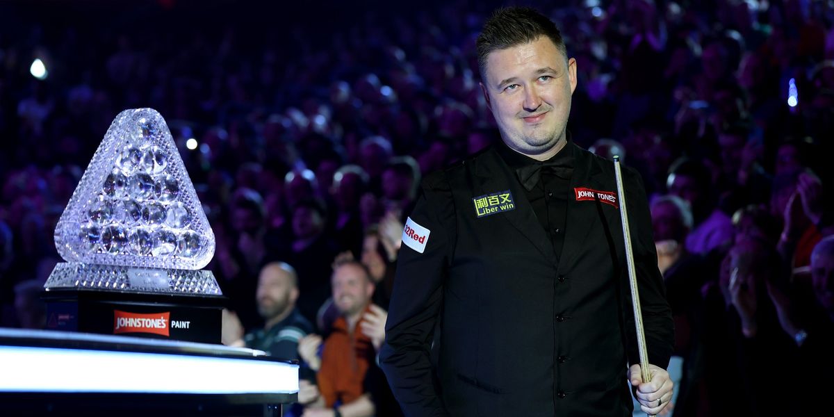 Kyren Wilson claims Snooker Masters title and £350,000 prize after beating John Higgins