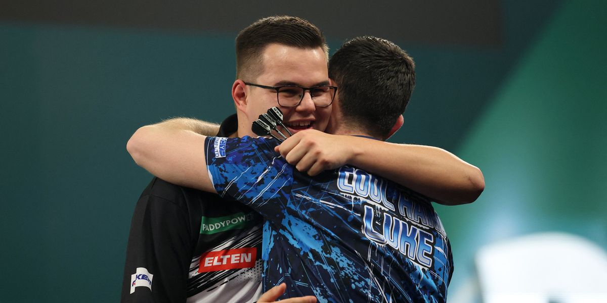 Luke Humphries eliminated from World Darts Championship after defeat to Gian van Veen