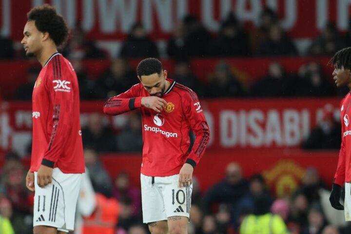 Manchester United eliminated from FA Cup by Brighton as managerial search intensifies