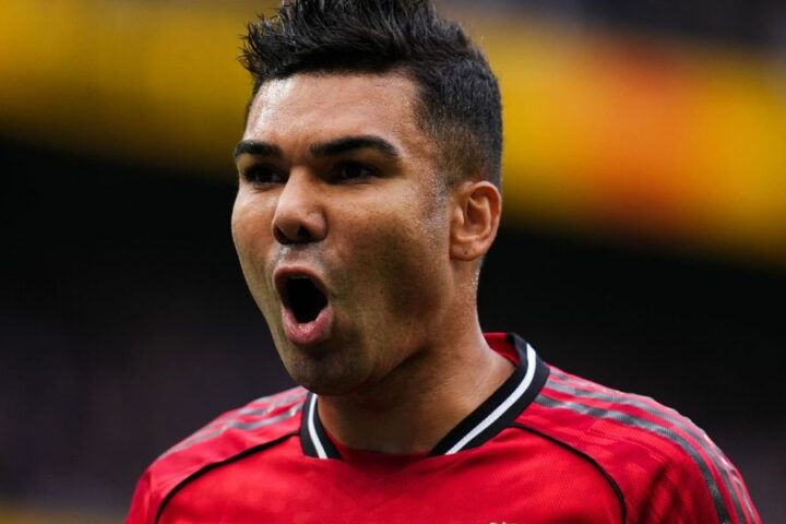 Manchester United identifies four midfielders to succeed Casemiro after his planned departure