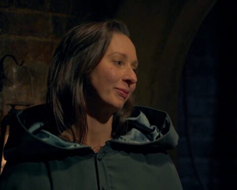 Rachel navigates the traitors' game with cunning as competition intensifies in latest episode