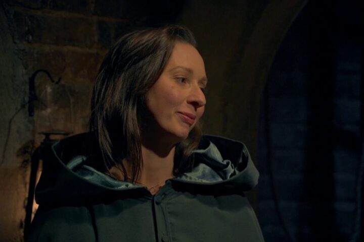 Rachel navigates the traitors' game with cunning as competition intensifies in latest episode