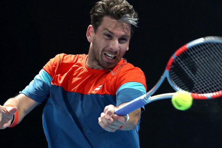 Rain forces suspension of Cam Norrie's match at the Australian Open