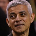 Sadiq Khan faces boos from crowd during NBA London game appearance