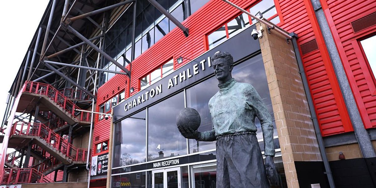 Sheffield United's championship match against Charlton marred by two first-half red cards