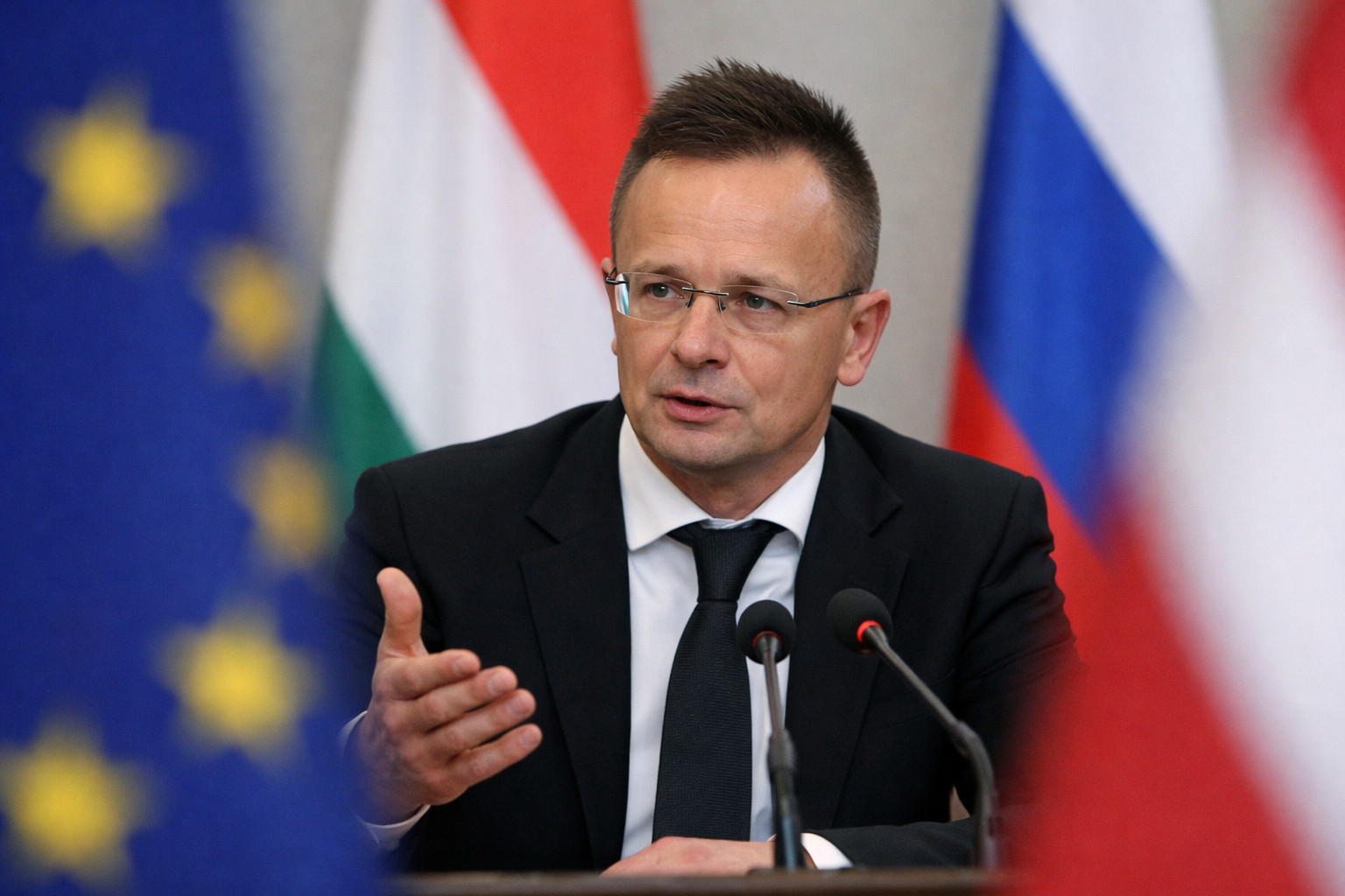 Hungary's top diplomat deploys Kremlin-aligned rhetoric against EU defence posture