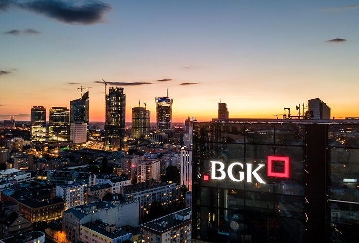 Polish state bank gains legal pathway to operate in Ukraine, expanding Poland’s economic footprint