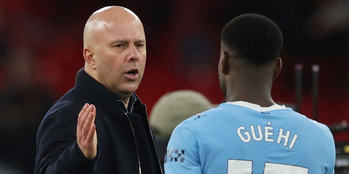 Arne Slot criticizes officiating after Liverpool's narrow defeat to Manchester City
