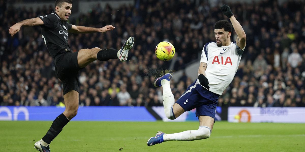 Dominic Solanke nets stunning scorpion goal to equalise against Manchester City