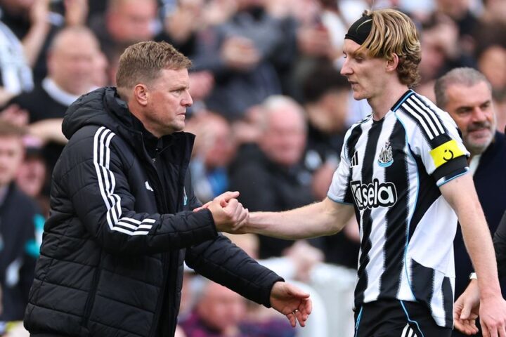 Eddie Howe urges Anthony Gordon to focus on Newcastle amid Arsenal transfer links