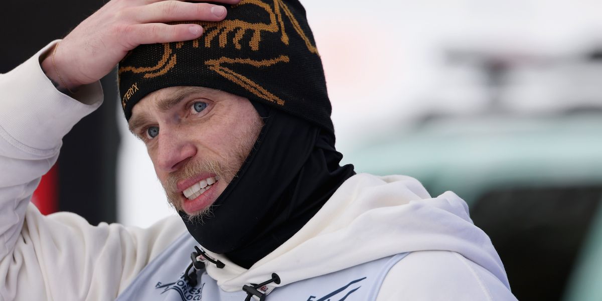 Gus Kenworthy posts provocative protest photo at Winter Olympics, ice agents on security detail