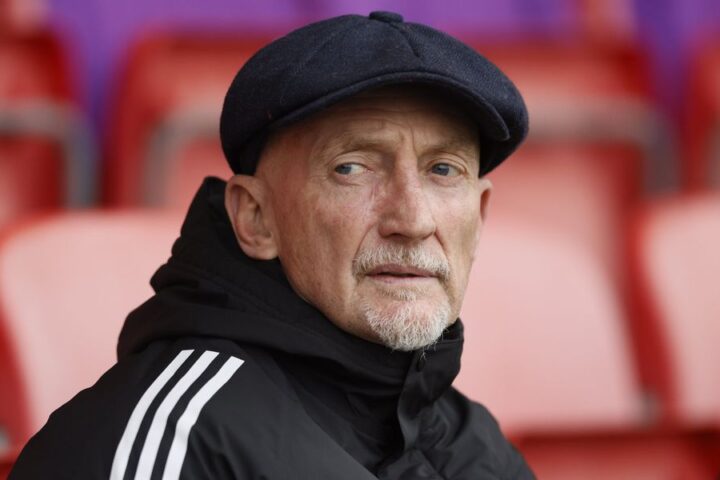 Ian Holloway condemns FA and EFL as Swindon manager reacts to player suspension