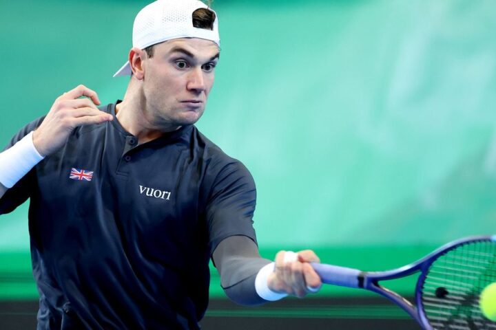 Jack Draper returns to competitive tennis with commanding victory in Davis Cup