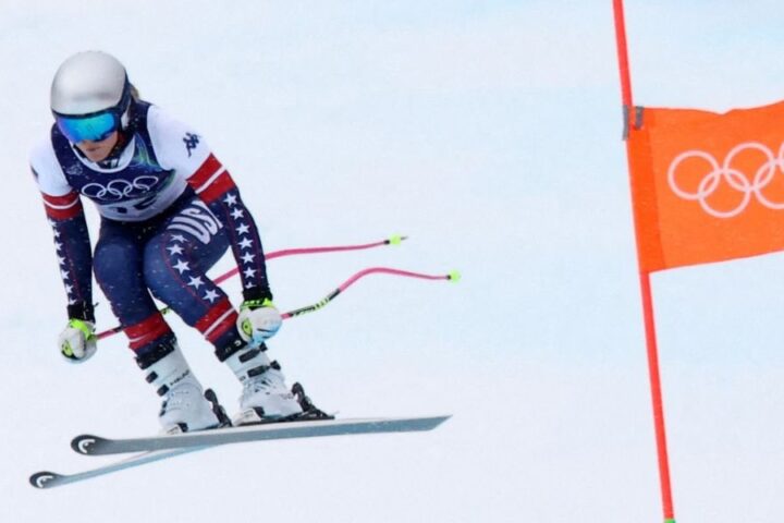 Lindsey Vonn defends decision to race at Winter Olympics despite severe knee injury before crash