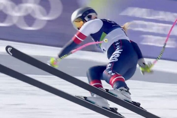 Lindsey Vonn in stable condition after serious crash during Winter Olympics downhill final