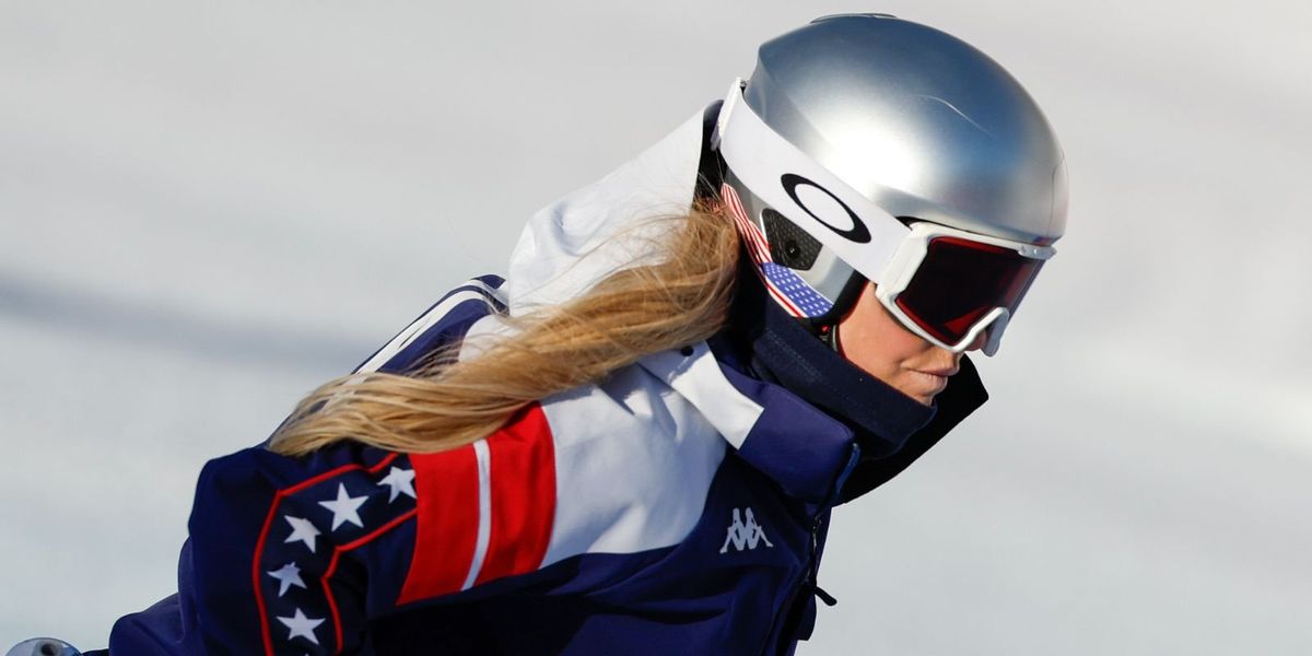 Lindsey Vonn's Olympic return ends in injury after crash in downhill final