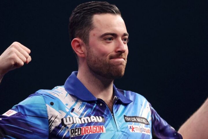 Luke Humphries advances to Masters quarter-finals after hitting remarkable nine-darter