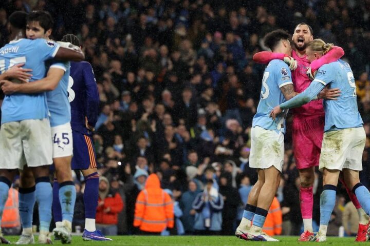 Manchester City puts pressure on Arsenal with key victory over Newcastle