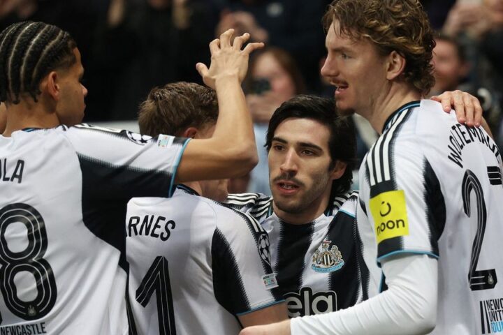 Newcastle advances to Champions League last 16 with dominant win over Qarabag