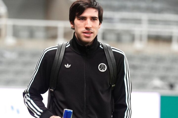 Newcastle United strongly denies transfer rumors linking Sandro Tonali to Arsenal