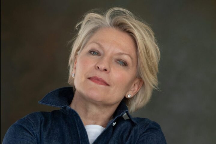 Opera singers confront menopause's impact on their voices amid industry's age bias