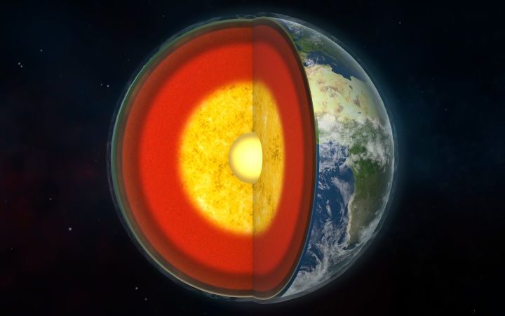 Scientists estimate Earth's core may contain hydrogen equivalent to up to 45 oceans