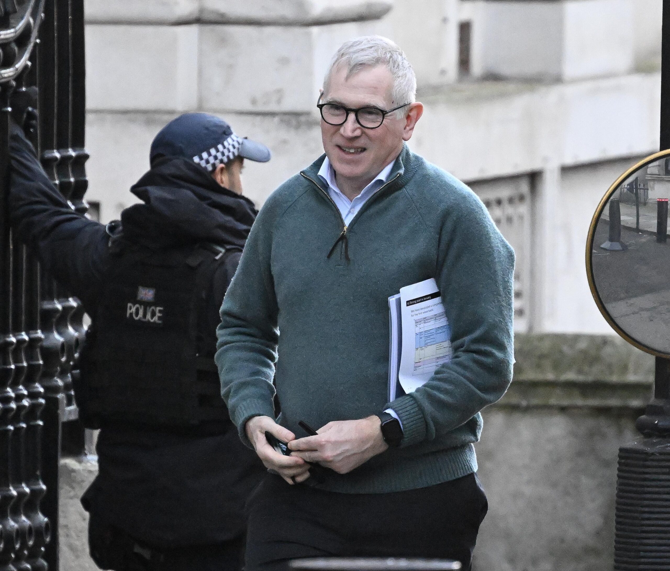 Starmer's communications chief resigns following scandal, marking another setback for Downing Street