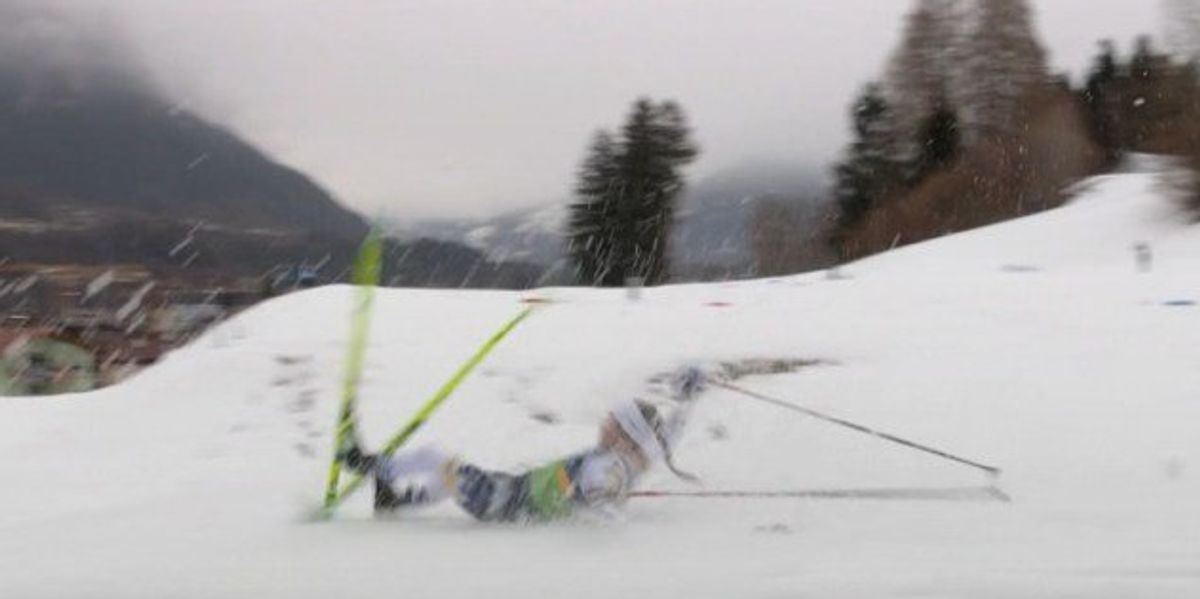 Swedish skier ebba andersson wins silver with one ski after dramatic relay crash